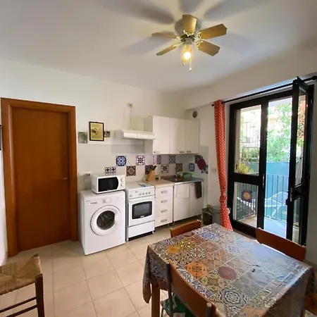 Brezza Di Ponente Apartment